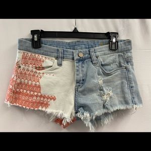 Blanknyc frayed hem shorts